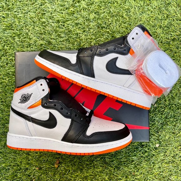 Nike Air Jordan 1 Retro High OG electro orange - Picture 2 of 4